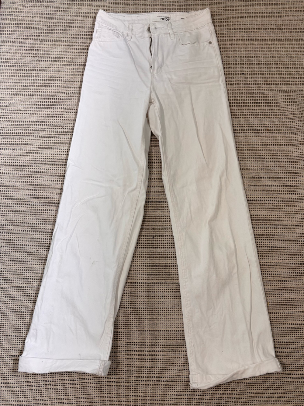 White Straight-Leg Jeans dynamite